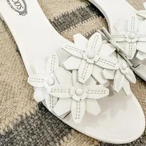 Tod's | Shoes | Tods Rubber Sandal With Patent Floral